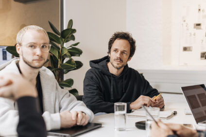 Projektmanager in einem Meeting